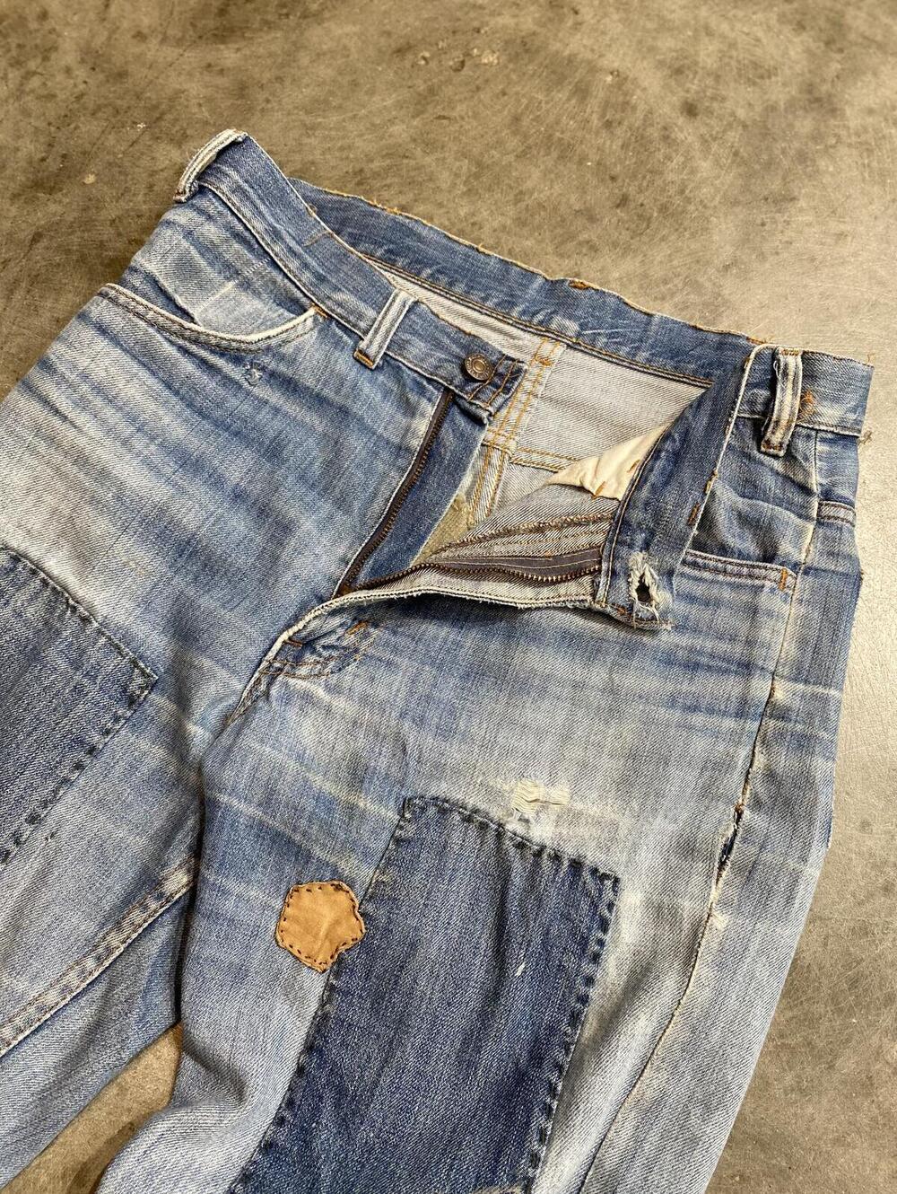 W31 Vintage 70s Levis custom patched hippie bellbottoms - Picture 5 of 14